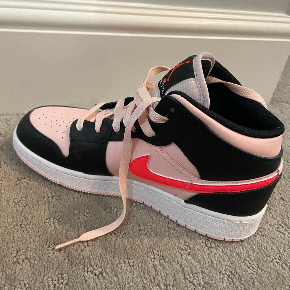 Nike Pink Mid Jordan’s